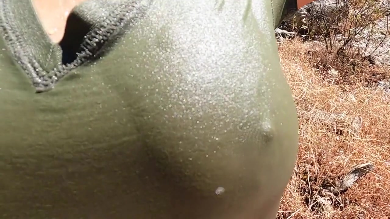 Wet T-shirt She Wants Sex He Fists This Little Blonde With The Perfect Body And Her Smooth Pussy