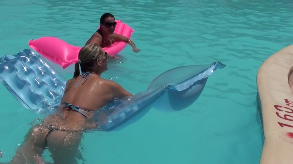 Aprilia & Lexxis & Zuzka in lesbians having sex in the vacation porn video