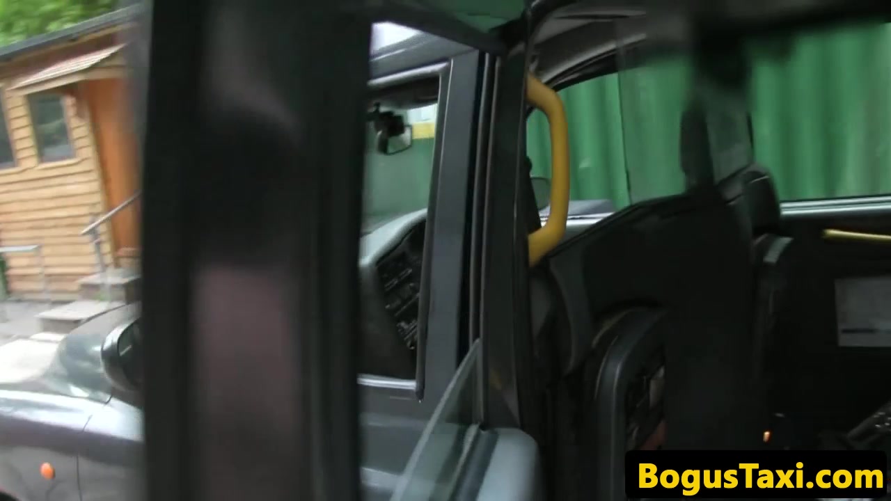 Ebony taxi beauty railed through sluthatch
