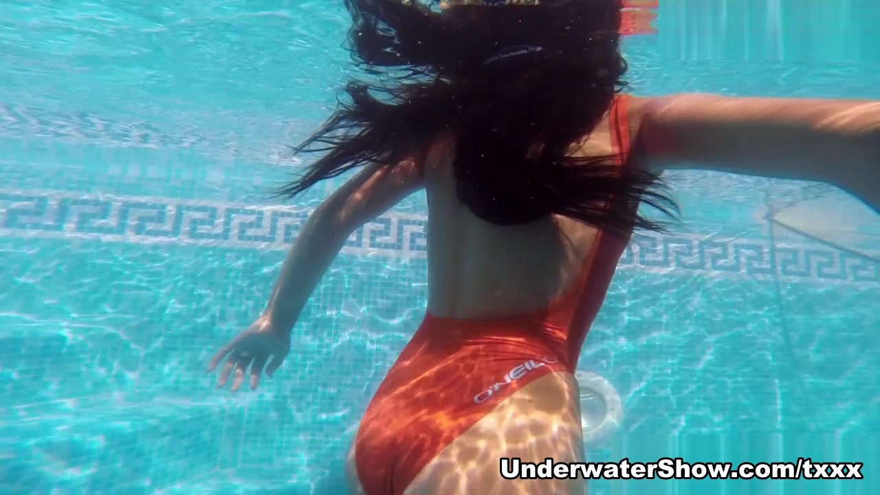 Bruna Amelie Video - UnderwaterShow
