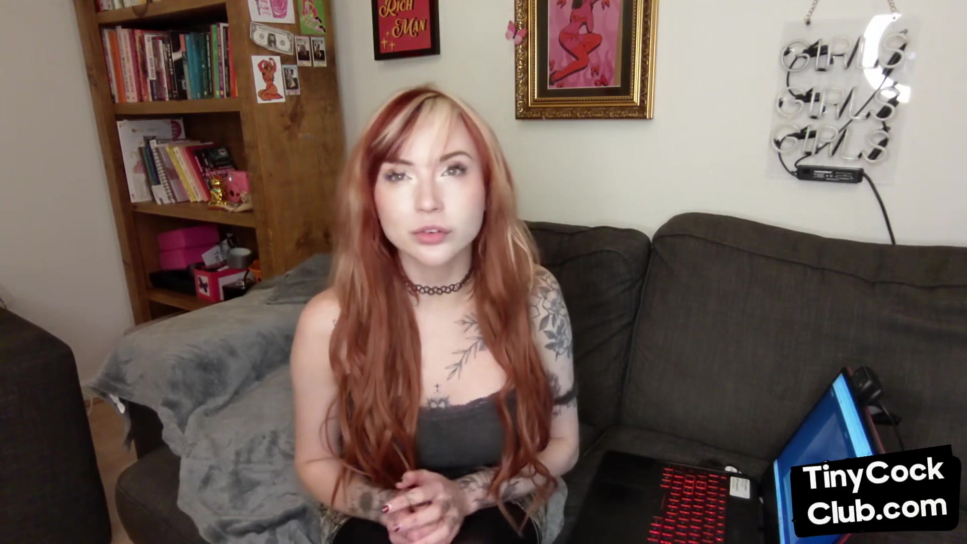 Solo SPH babe humiliating small cocks with her dirty talk