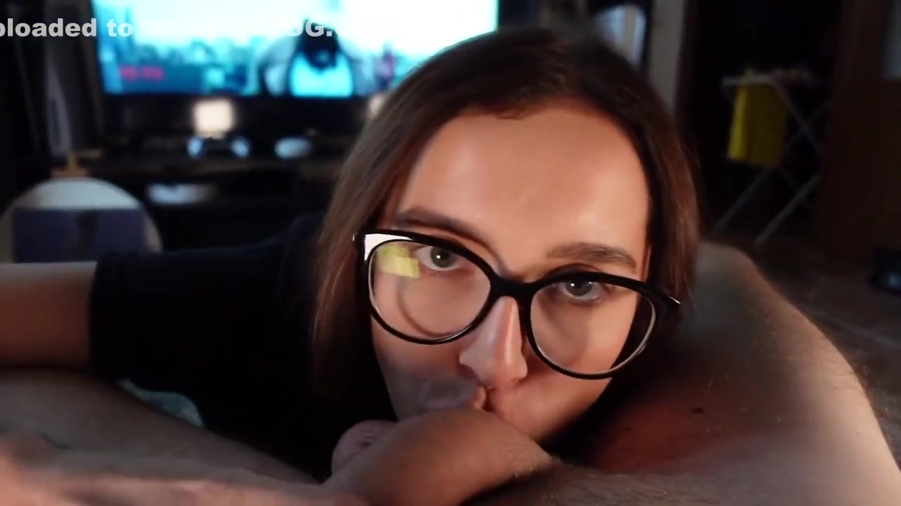 Ghomestory - Deep Slobbery Blowjob From A Juicy Milf! P
