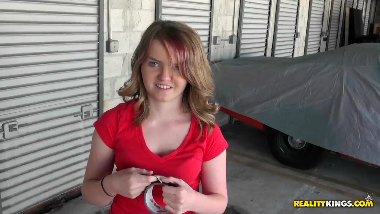 teen 18+ cutie sucking a cock for money in the garage