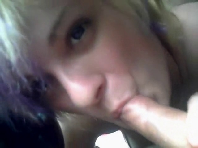 Petite emo teen 18+ sucking it in car