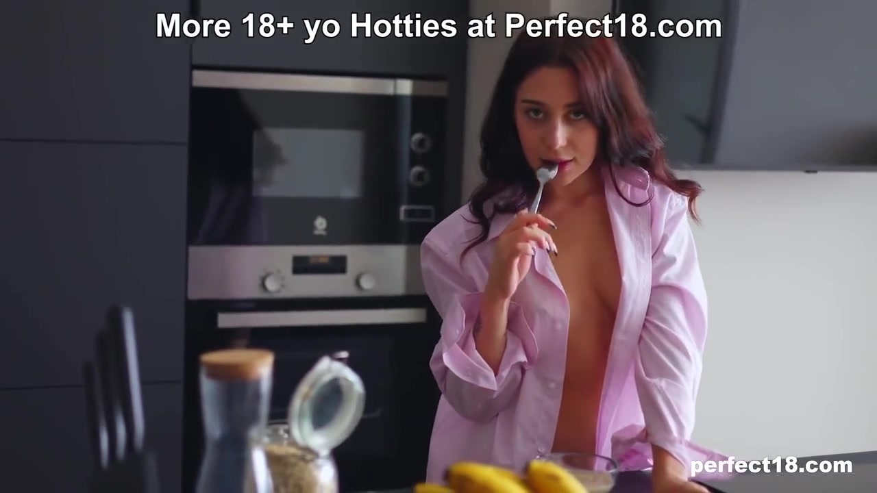 Honey Dory Juicing Through Her With Sweet Hole