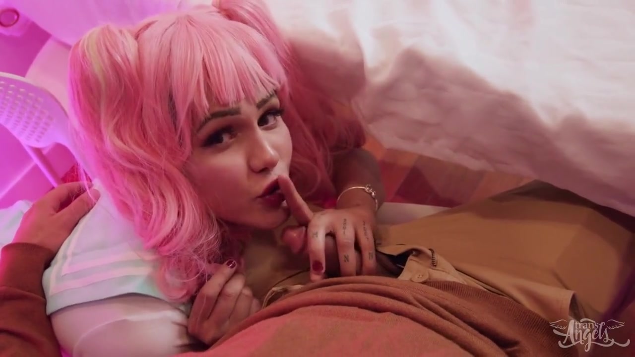 Horny Ladyboy Incredible Sex Movie - Isabella Gomez