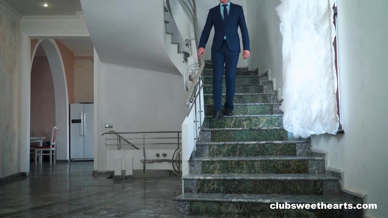 The Manager wants to Speak with you all - Clubsweethearts
