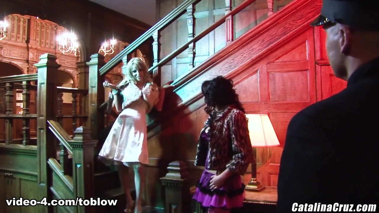 Alexis Silver and Caroline DeLys - LicensedToBlow