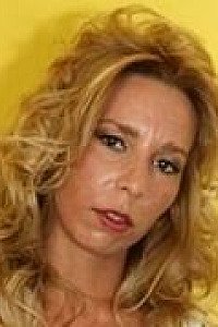 Watch Sara Mel videos