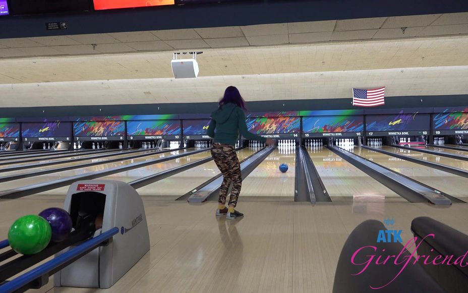 Bowling Date With Lily Adams