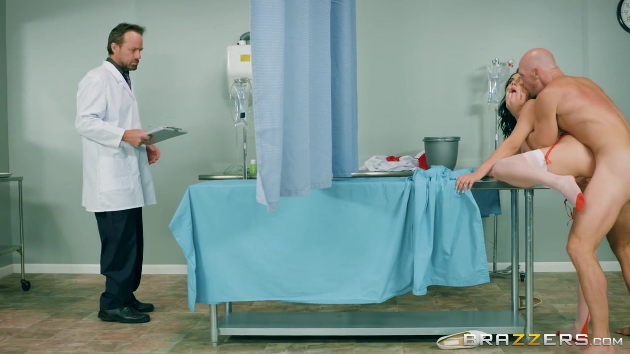 Valentina Nappi & Johnny Sins in A Nurse Has Needs - Brazzers