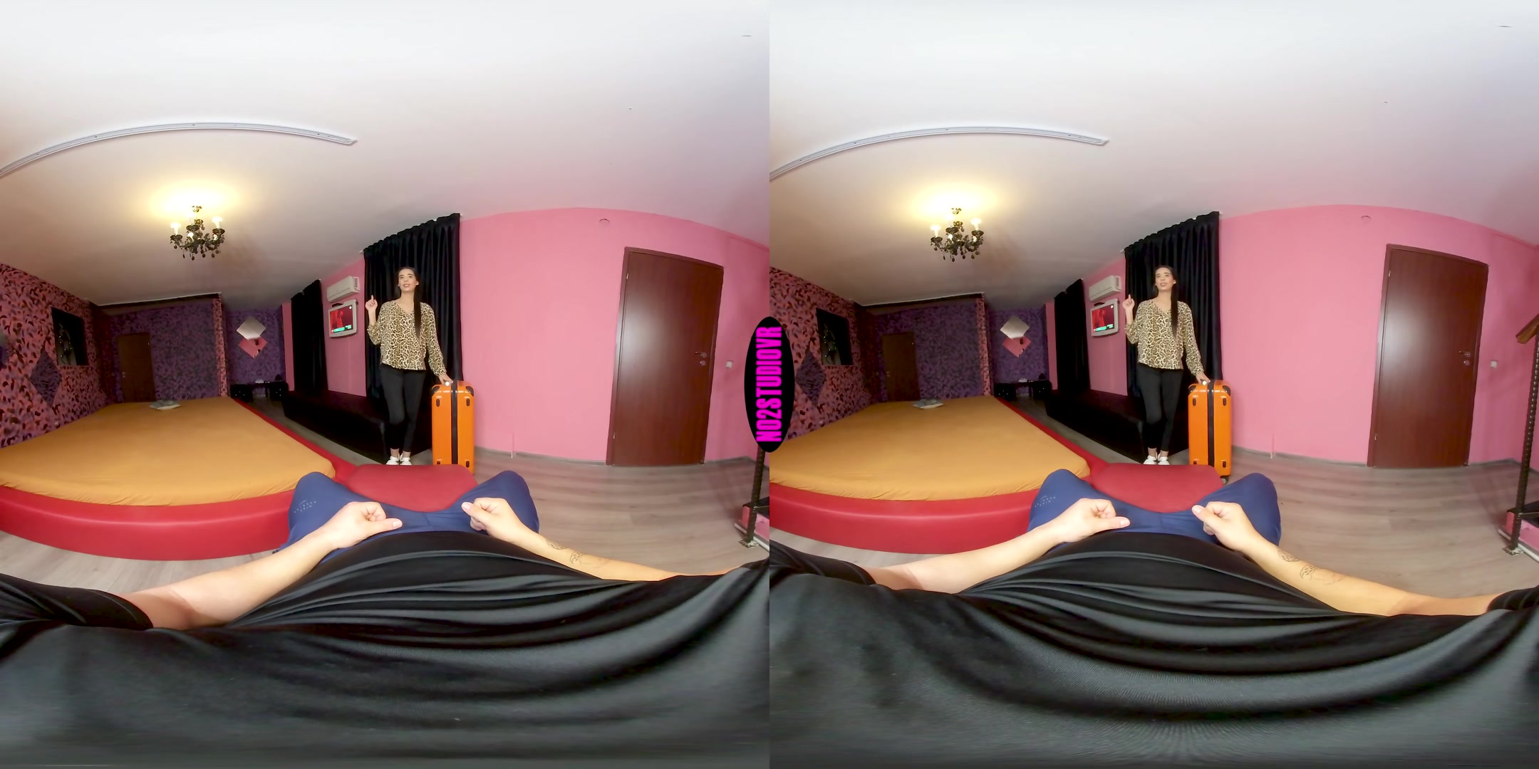 Preggo Lost In The City - No2StudioVR