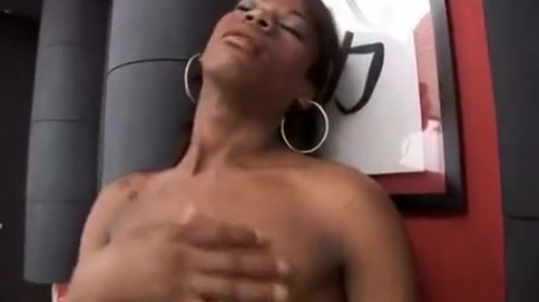 black lady-man Makes Herself Hard And lustful