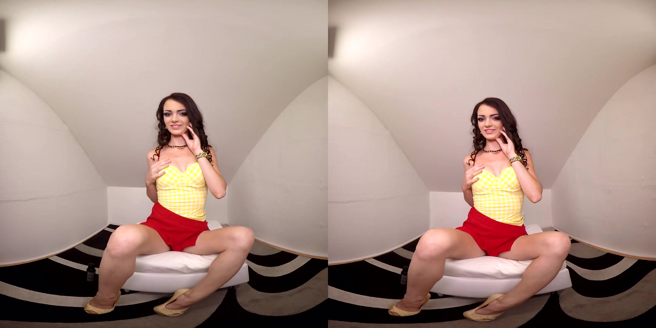 106 - Victoria - Cute Brunette Teen Amateur Toying