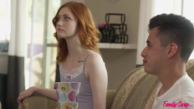 The Easter Swap - S5:E1 - Familyswap