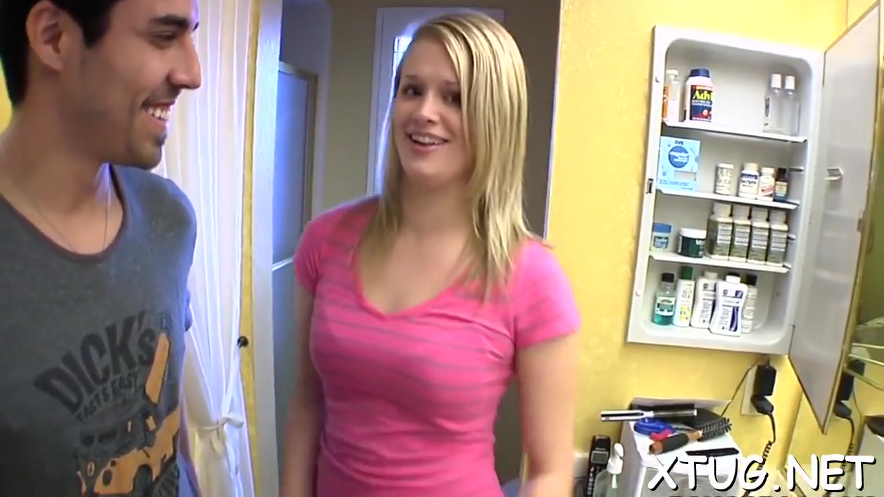 Nasty Blonde Getting Stuffed With Heather Starlet
