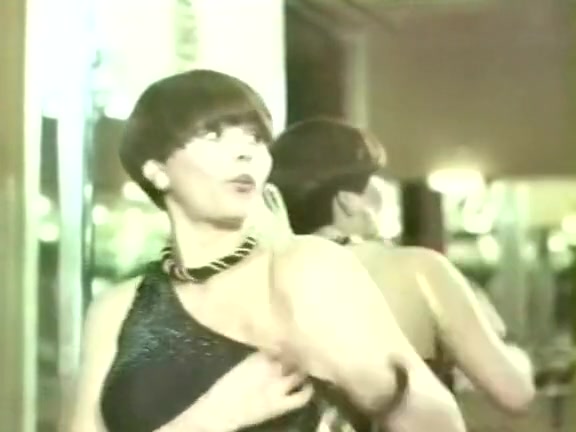 Desiree Cousteau in vintage sex site