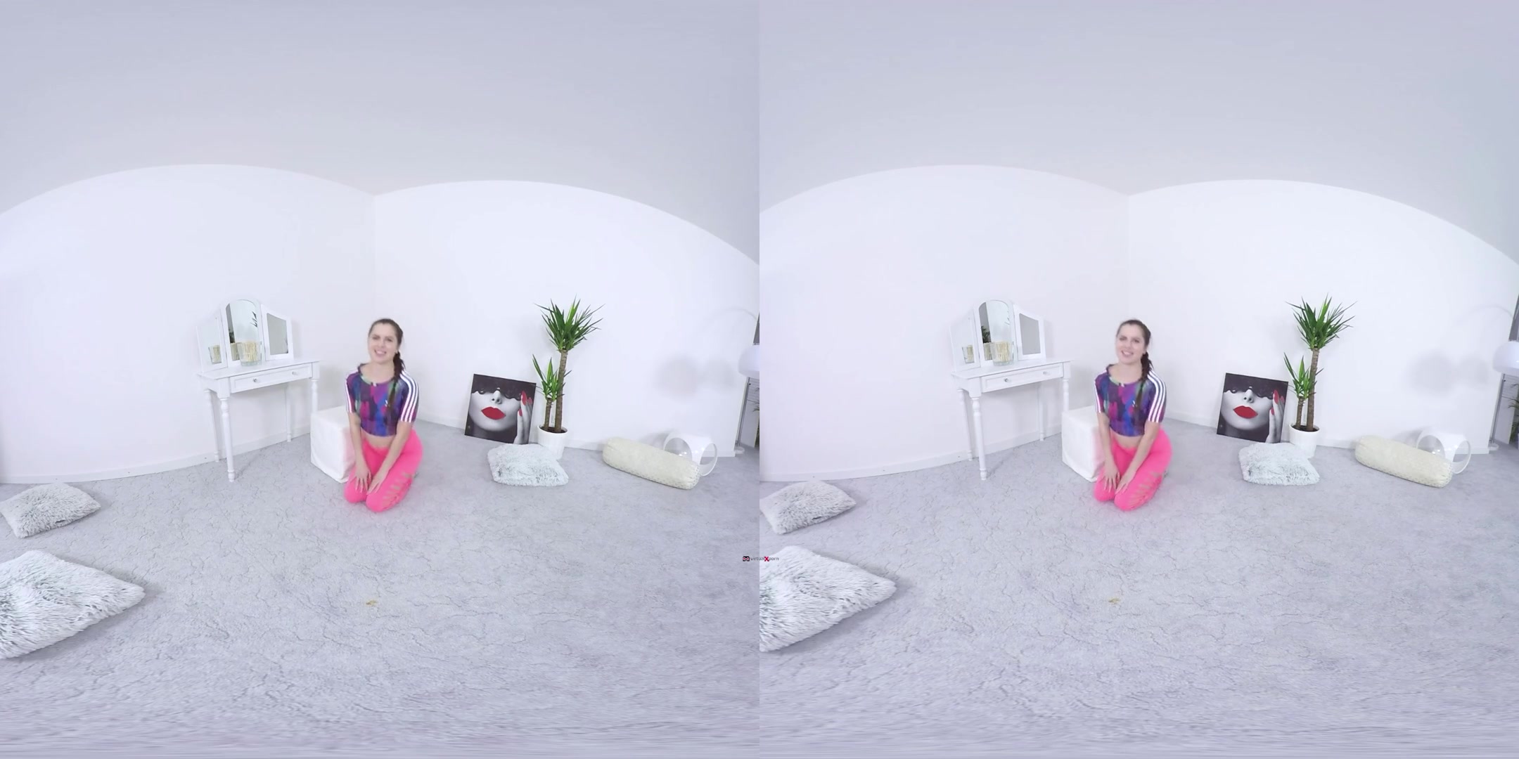 Cassie Fire in teen 18+ Gymnast Stretching - VirtualXPorn
