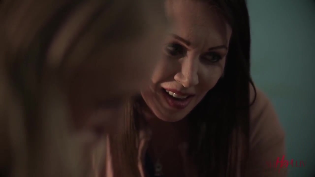 Braylin Bailey And Bailey Rayveness In Rayveness Watching Porn With Step mom Step mom Step daughter
