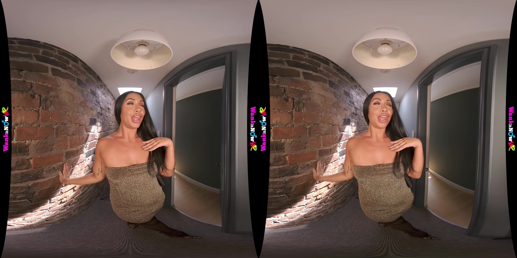 Pervy Bargain featuring Hannah Shaw - WankitNowVR