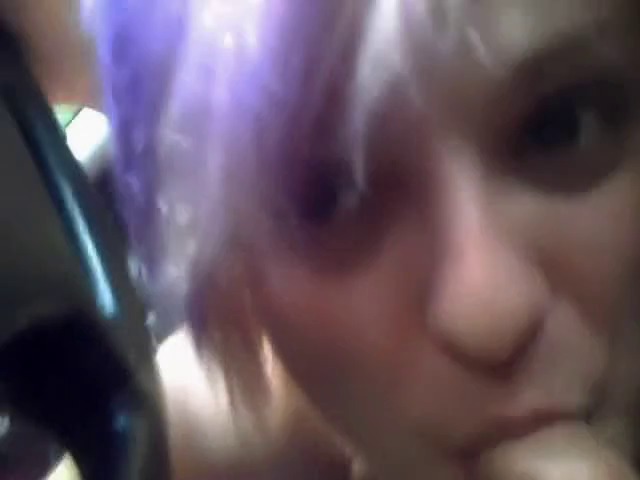 Petite emo teen 18+ sucking it in car