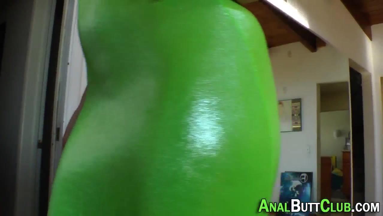 Hos big asses worshipped
