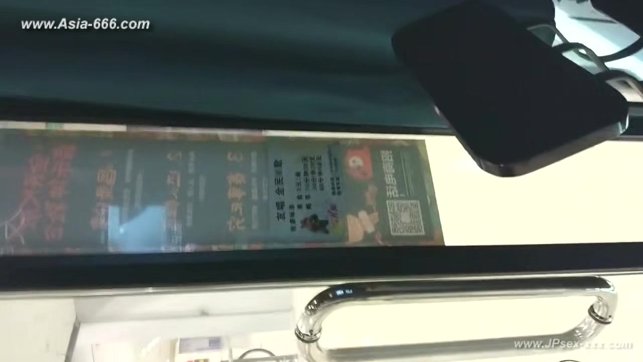 chinese girls go to toilet.293