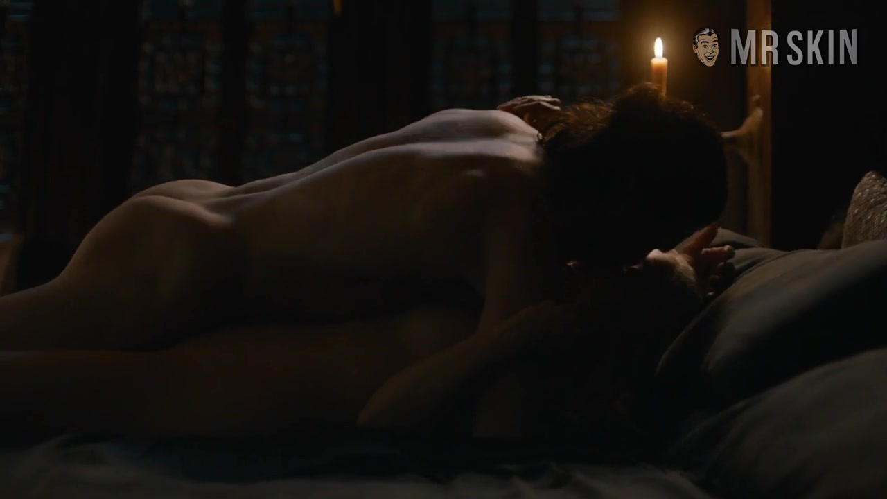 Best Of: Emilia Clarke - Mr.Skin