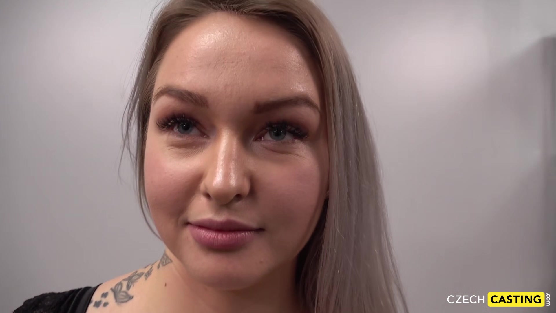Big Ass Blonde Confessed She Fucks Anything
