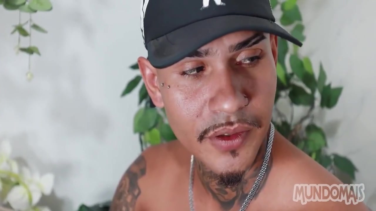 Dei Meu Cuzinho Pros Meus Dois Vizinhos ! 3 Min With Luan Duarte, Johnny Leme And Erick Do Interior