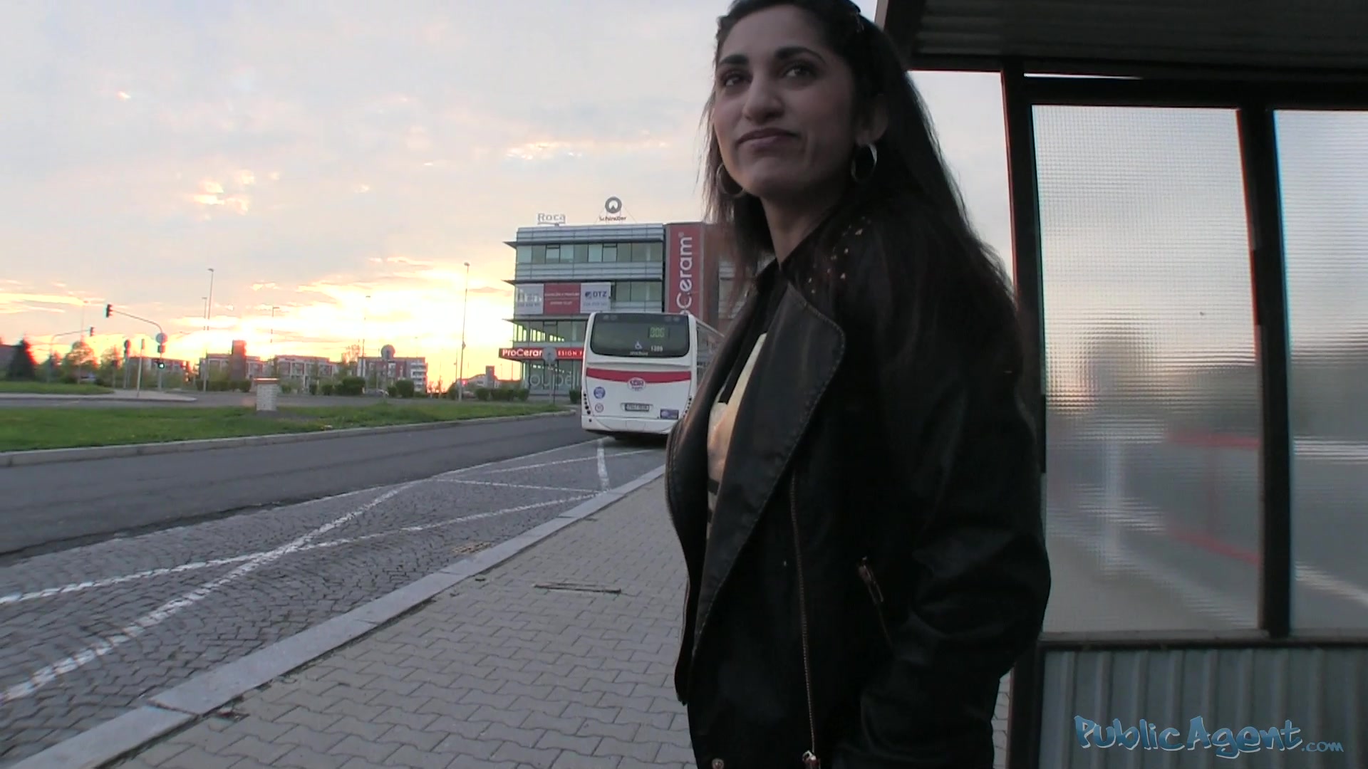 PublicAgent Video Scene. Juli