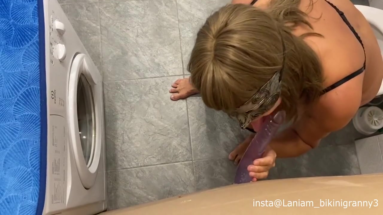 Stepmom Morning Blowjob Deepthroat Sperm Swallow