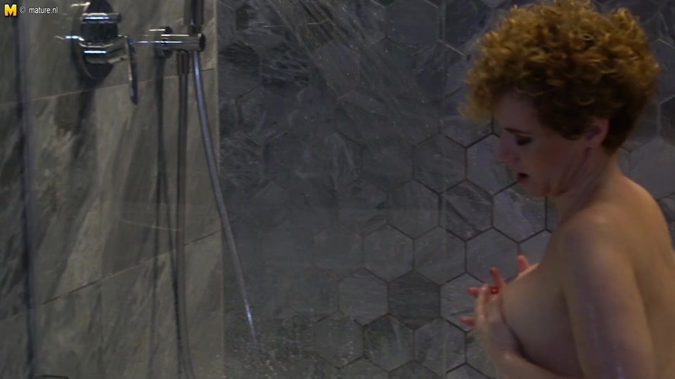 Steamy Milf With Big Tits Playing In The Bathroom - MatureNL