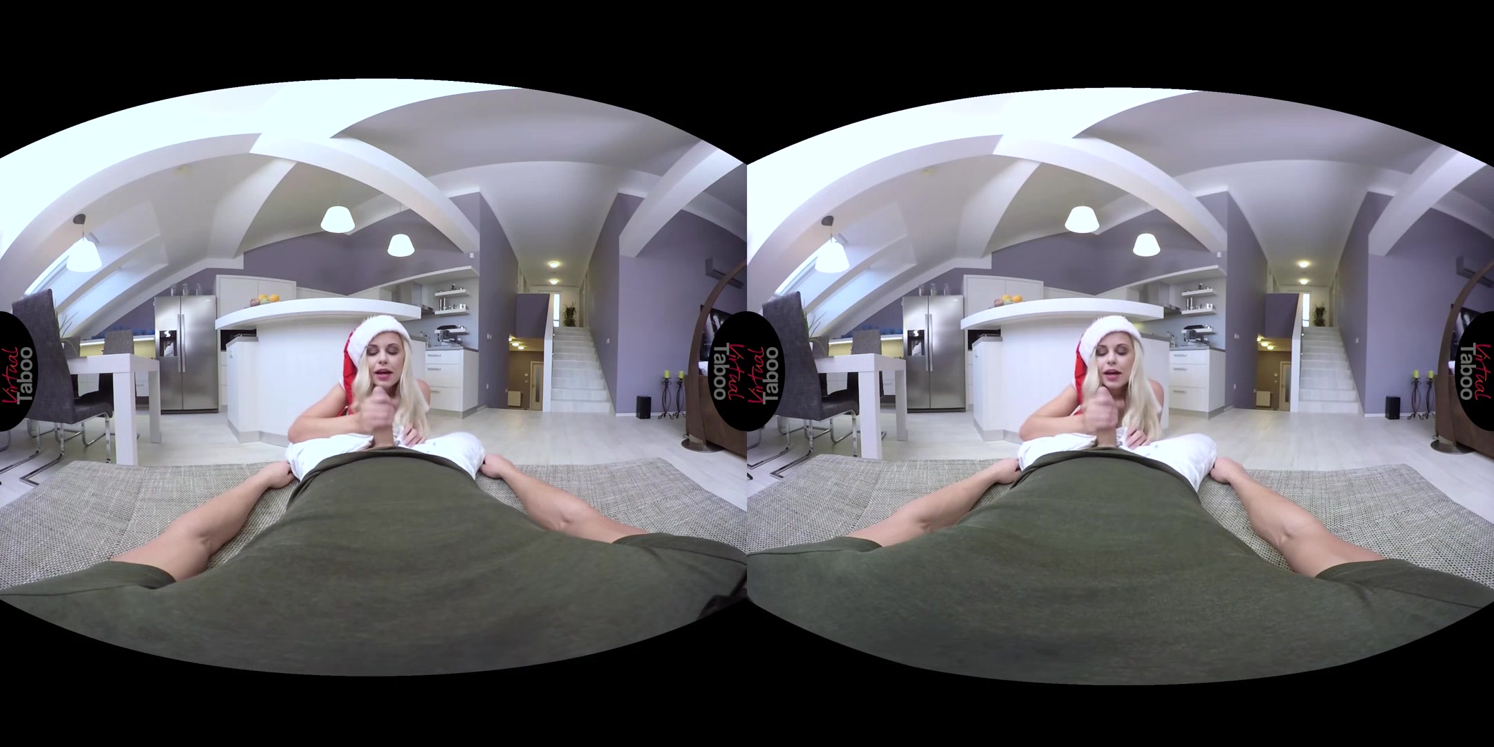 Lola Myluv, Blanche Bradburry VR Porn: Christmas gift from step mom and step daughter - VirtualTaboo