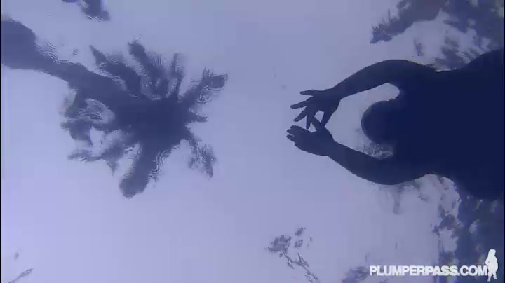 Splash That Ass - PlumperPass
