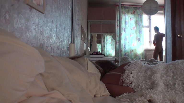 How to wake up my girlfriend