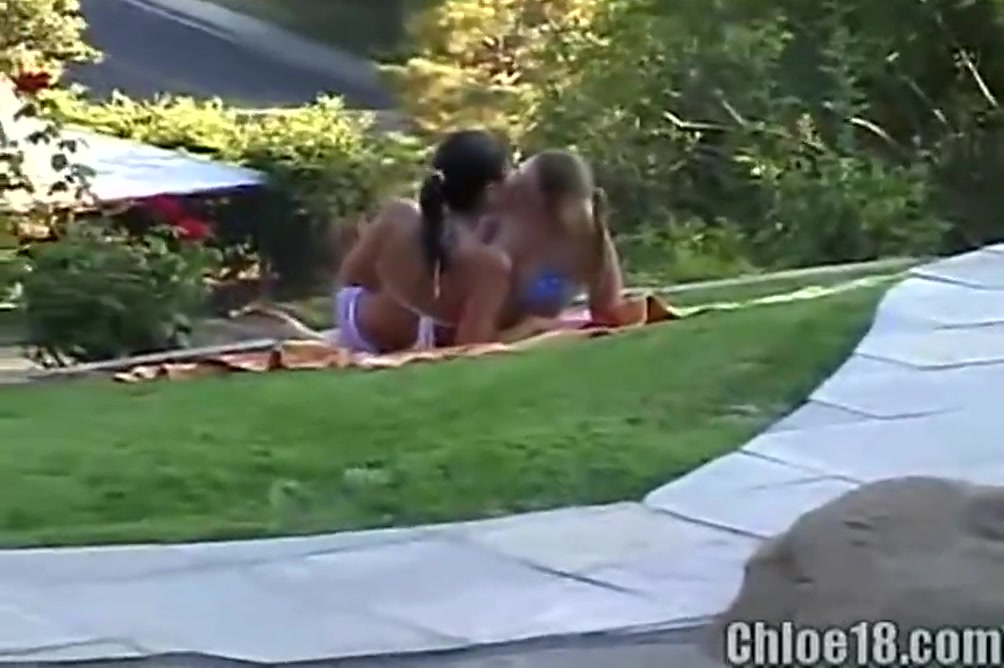 Hot Tub teen 18+ Lesbos Get Wet
