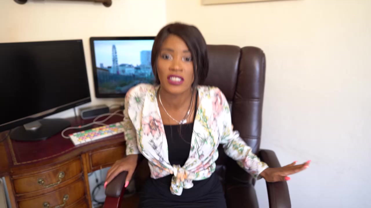 Kiki Minaj - Naughty Accountant - Sexy Videos - WankitNow