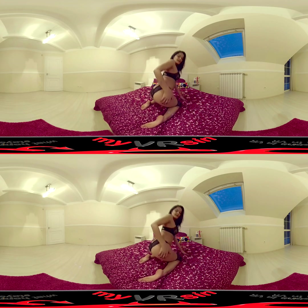 Dolly Diore in After a Hard Working Day - myVRsin
