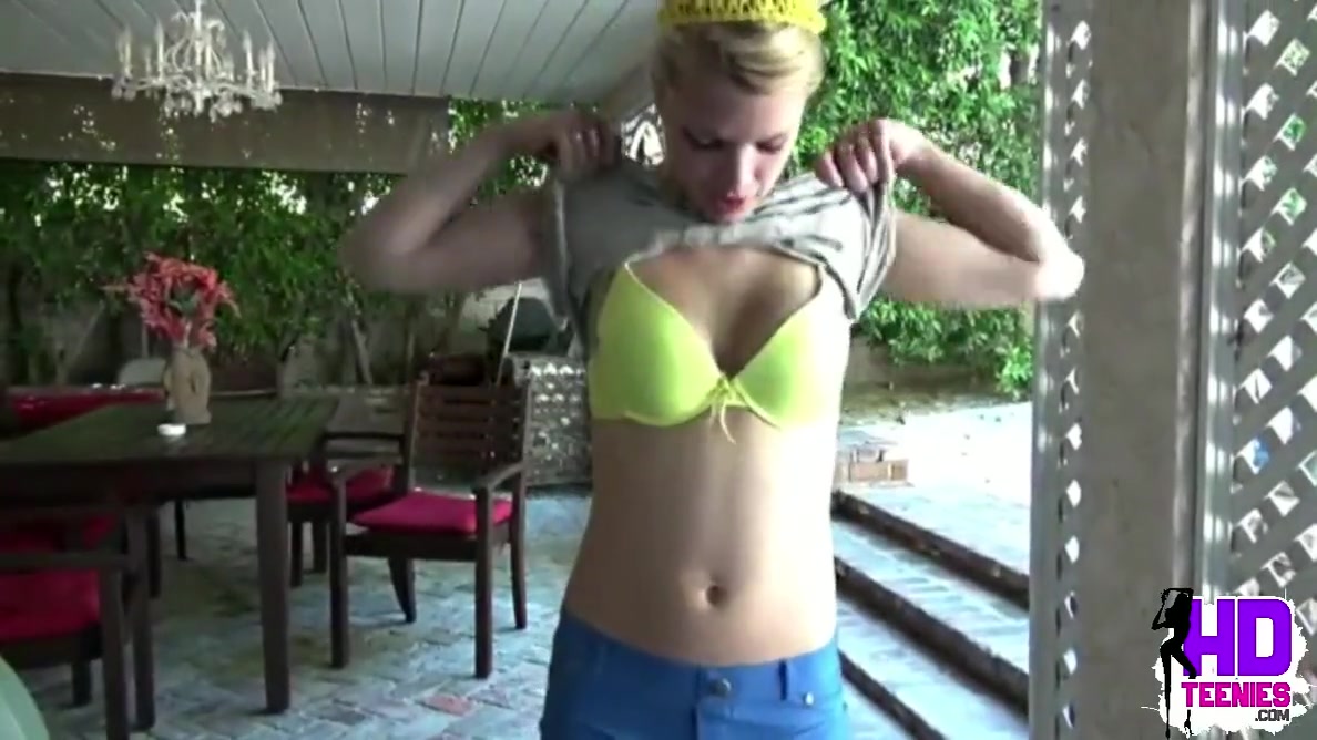Sweet teen 18+ Fingering Pussy Closeup With Stella Bankxxx