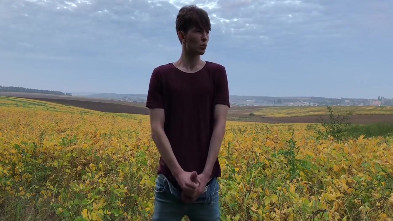 Undress In The Wild, Masturbate And The Cumshot Is Massive /huge Veiny Cock/ Uncut/big Loads 5 Min