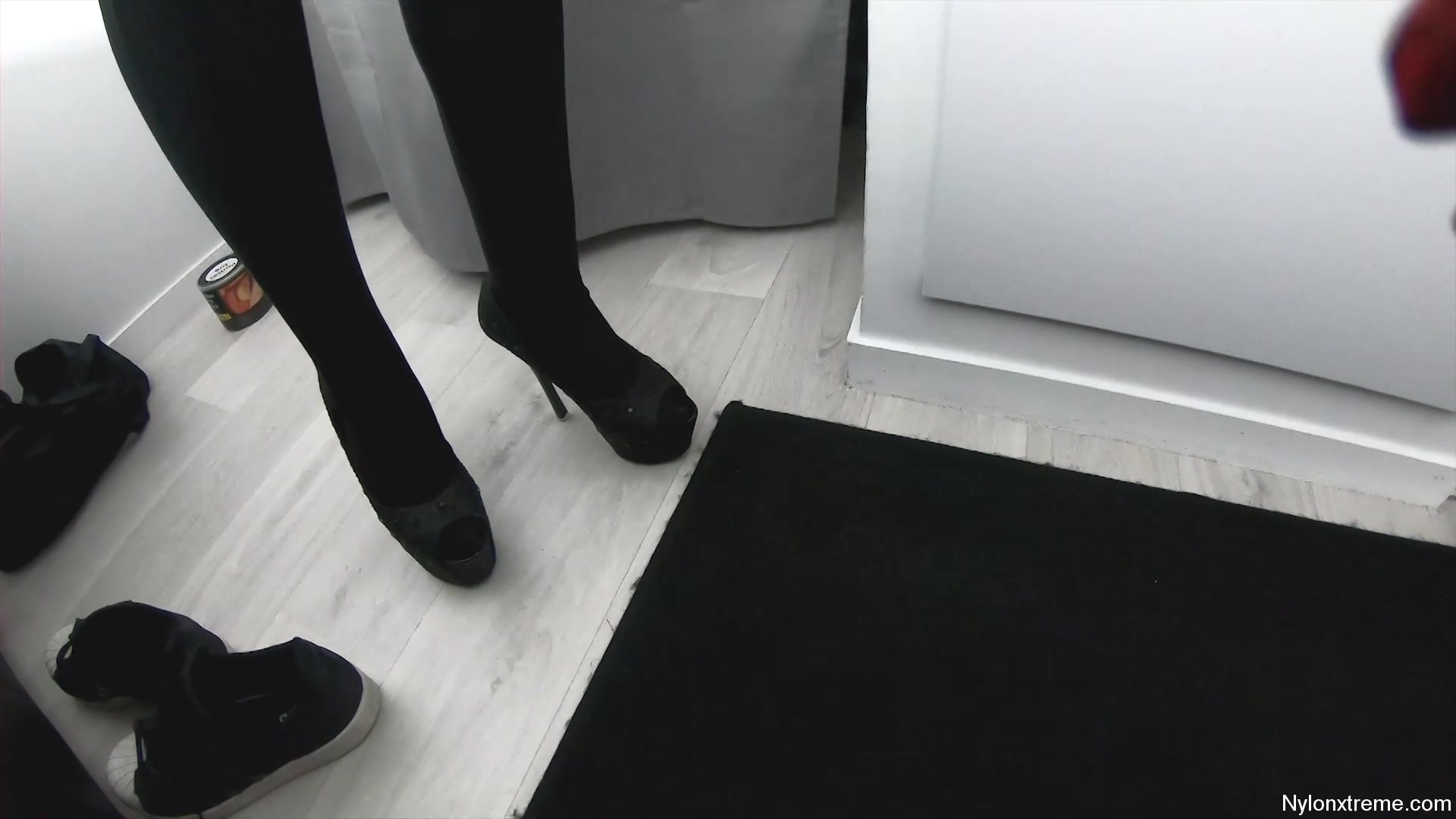 132 Natacha Guapa In Full Black Zentai Lycra Blowjob 2k - Sex Movies Featuring Sexy Tights