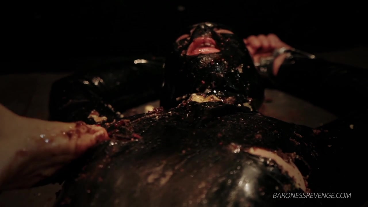 Ep 3 - Bizarre dinner date: Dominant sploshing - KINK