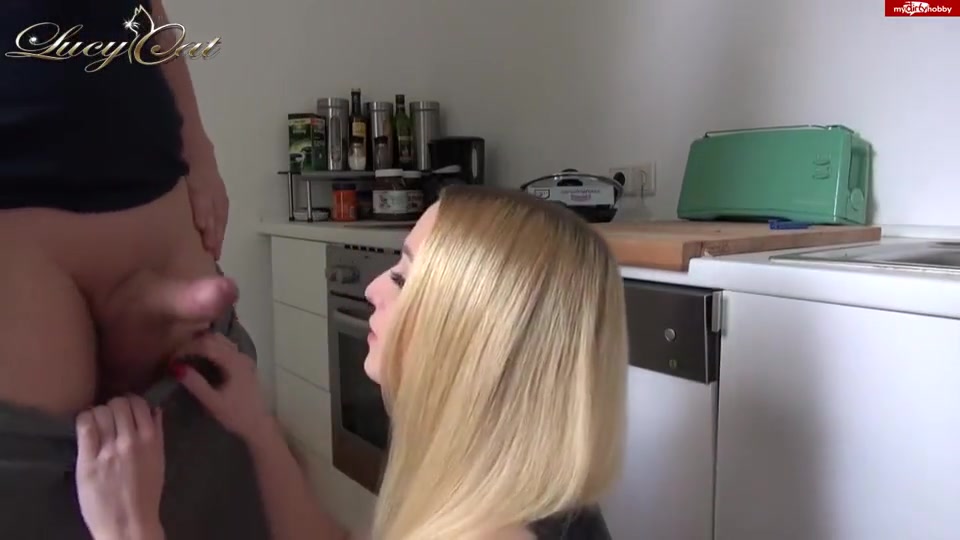 Blonde Pawg Lucy Shagging In The Kitchen