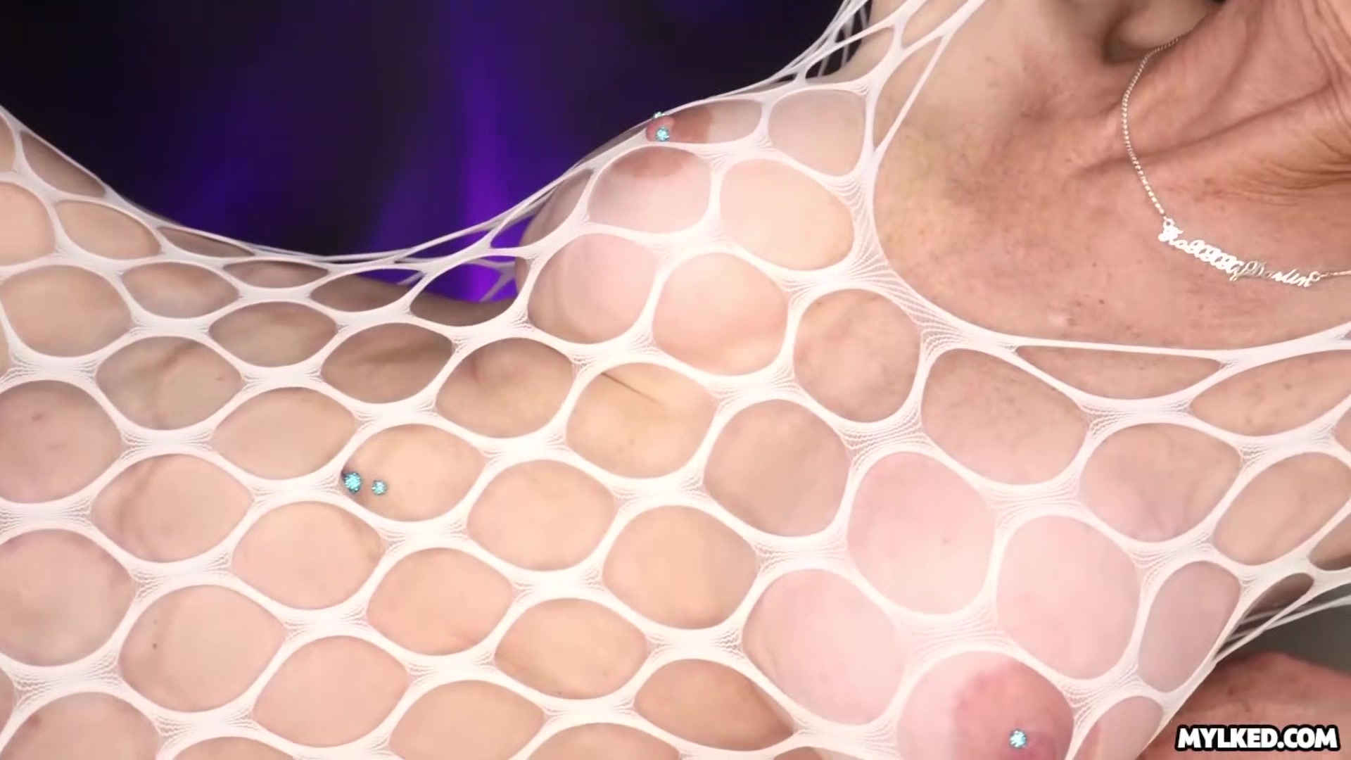 I cum on hot granny Mylked