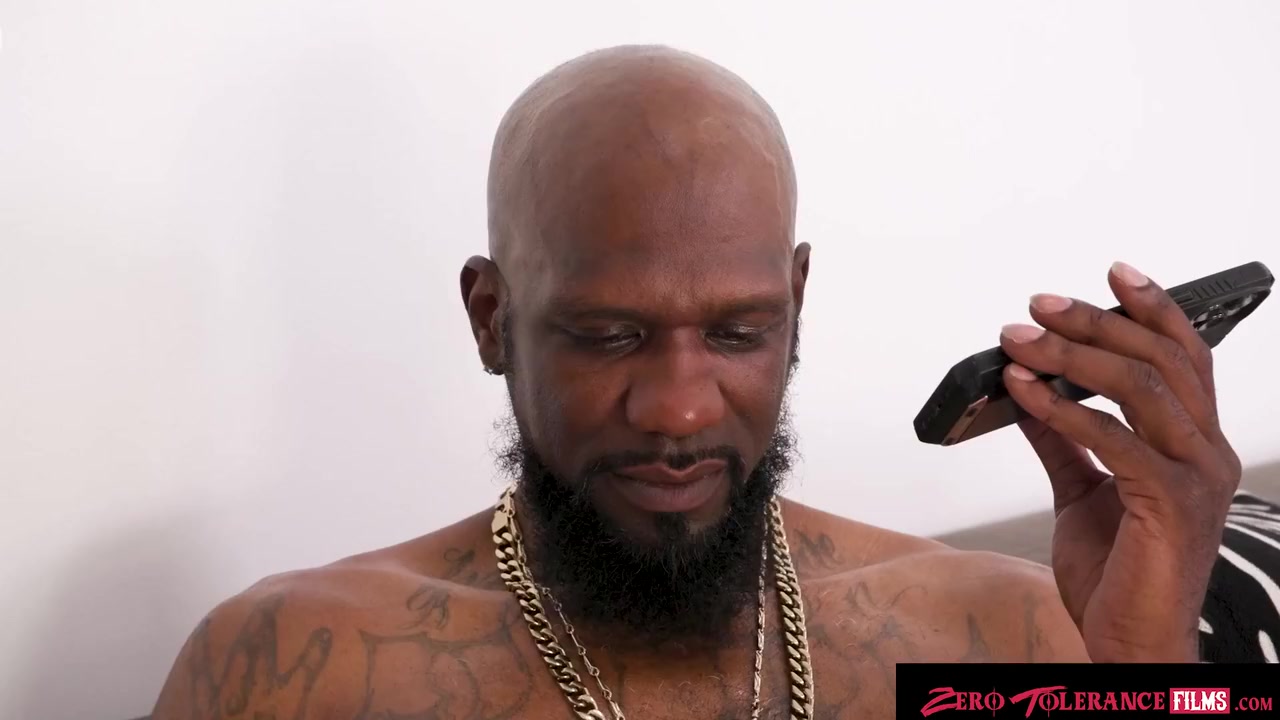 Fucks The Petite Babe With Chocolate God And Haley Spades