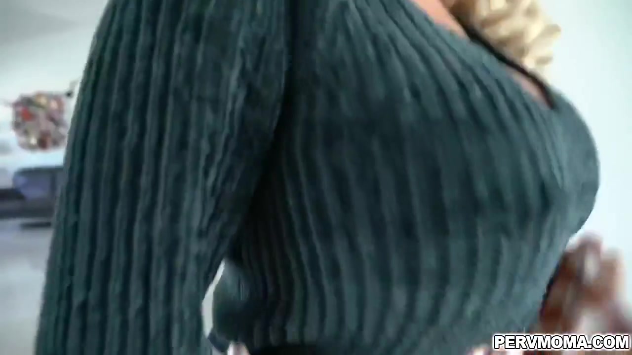 Nicole West And Anna Nicole In Wants Her Stepsons Meat Inside Her Hun