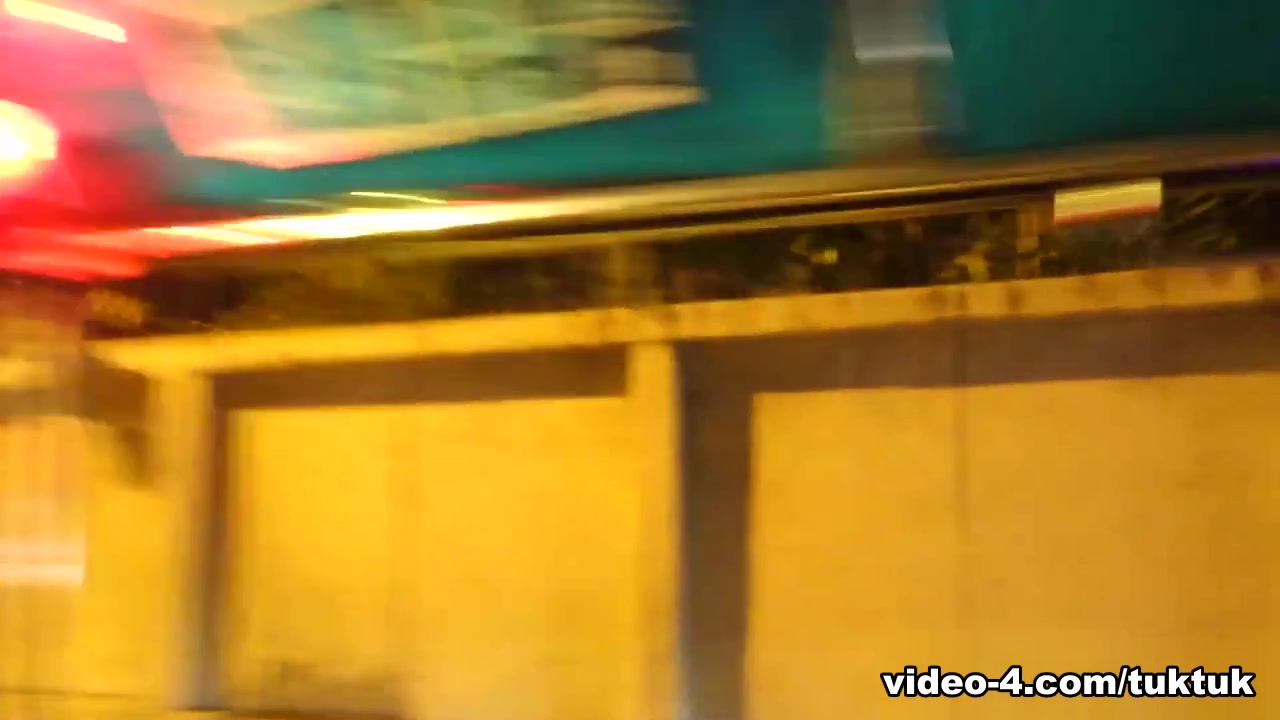 TuktukPatrol Video: Dew