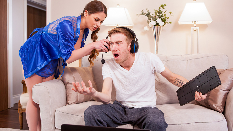 Gamer Heaven - BrazzersNetwork