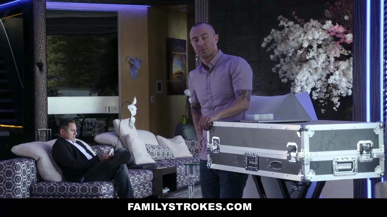 Brooke Carter in The Stepsister Sex Tape - FamilyStrokes